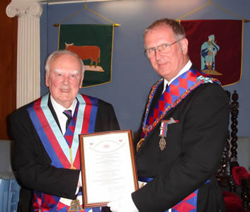 (l to r) E Comp Stanley Simms with the Third Provincial Grand Principal, E Comp Trevor Cooke