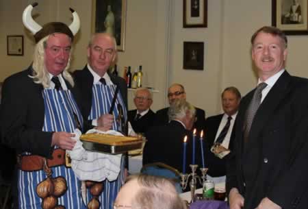 (l to r) Bro Alan Ford, Bro Paul King and WBro Neil Carr (l to r) Bro Alan Ford, Bro Paul King and WBro Neil Carr