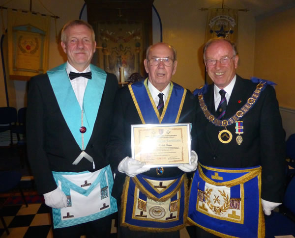 (l to r) WBro Mick Warren (Chicheley Lodge WM), WBro Sid Prowse & VWBro Dr Viv Thomas (DPGM)