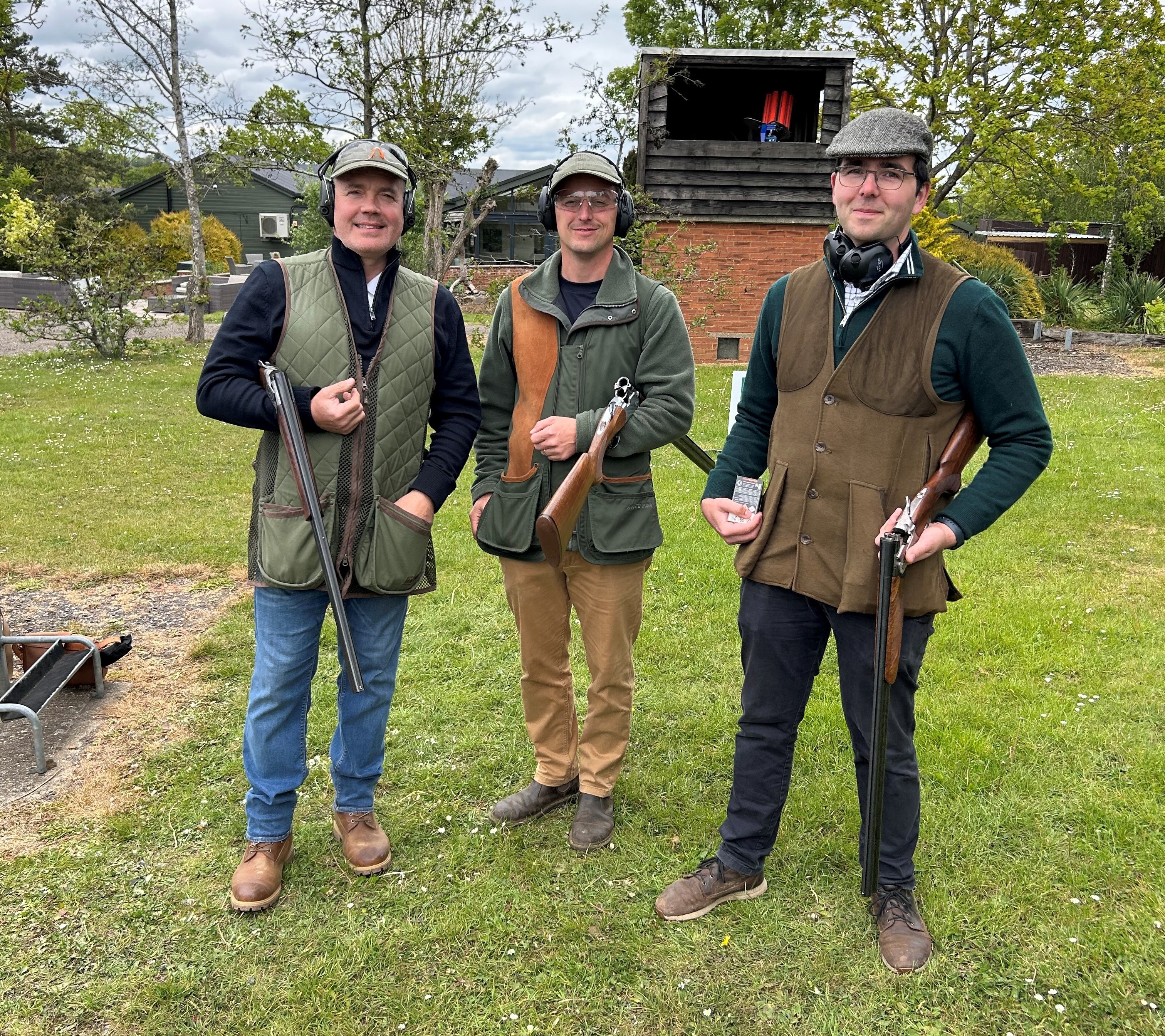 26 05 18 Shooters